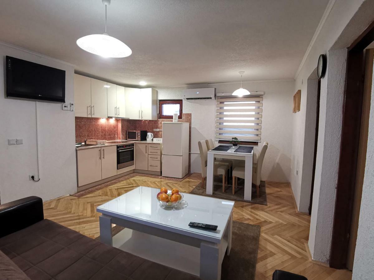 Numan Apartment